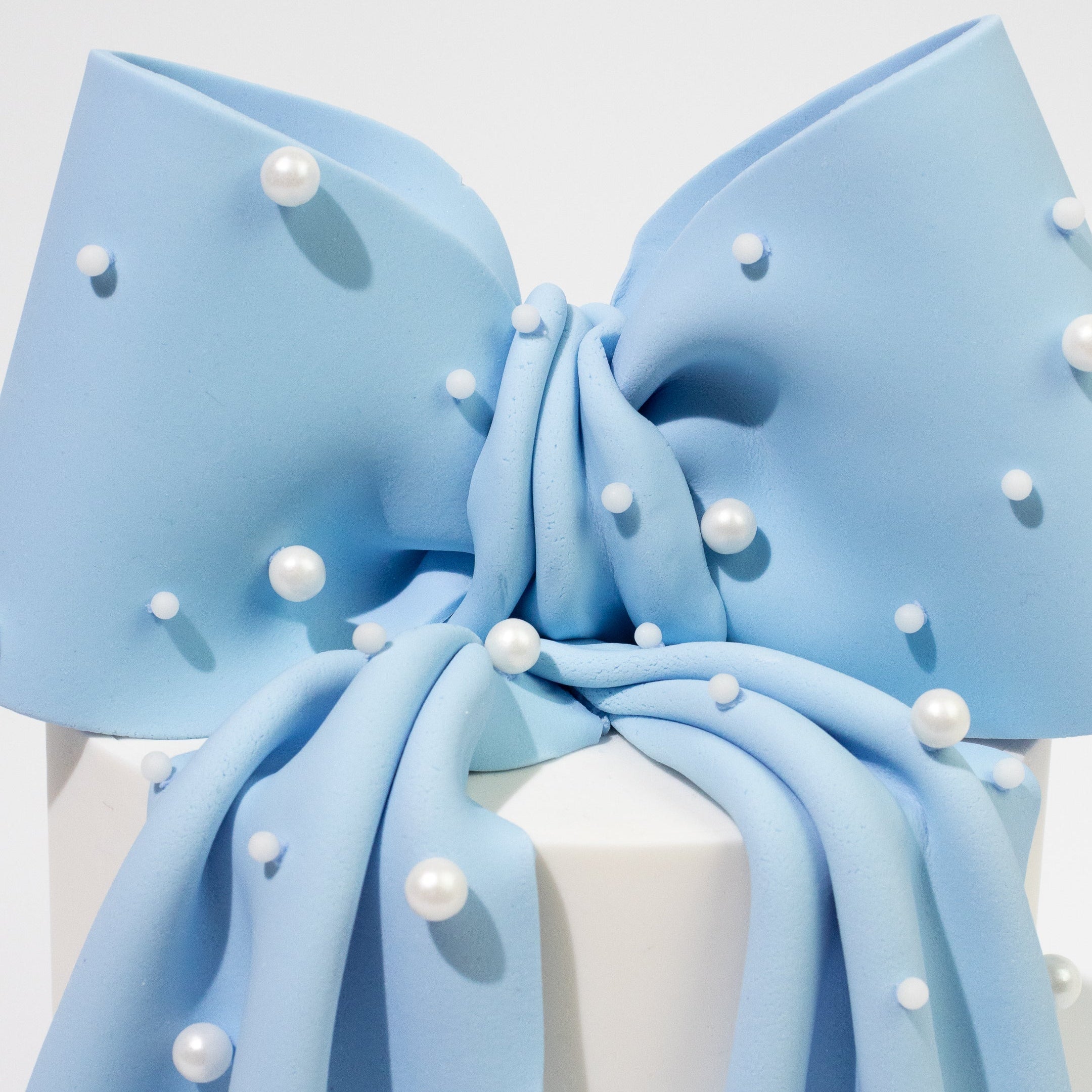 Oversized Bows
